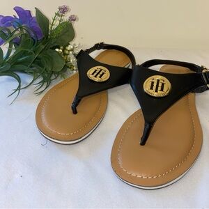 Tommy Hilfiger Black and Tan Flip-Flop Sandals with Medallion
